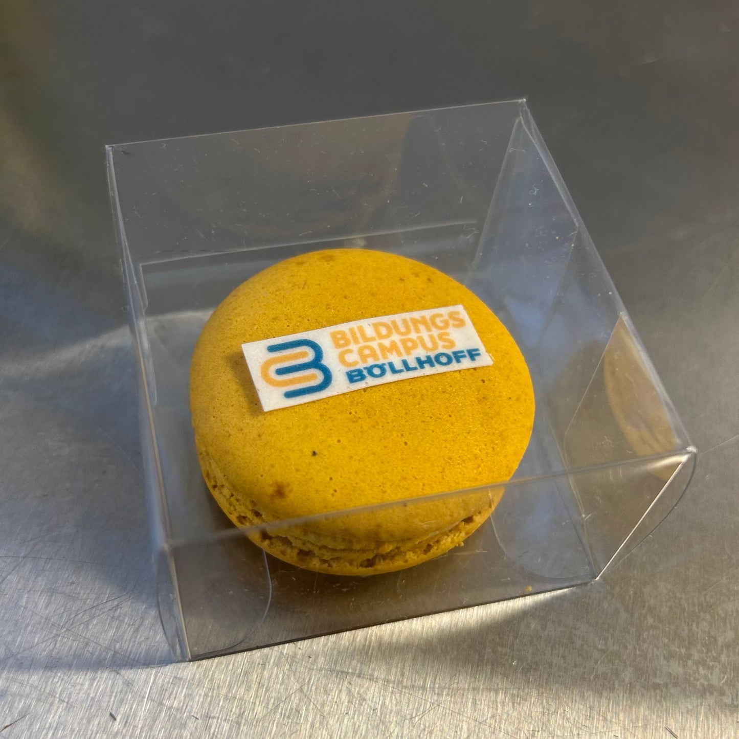 Macaron Gastgeschenk mit Logo