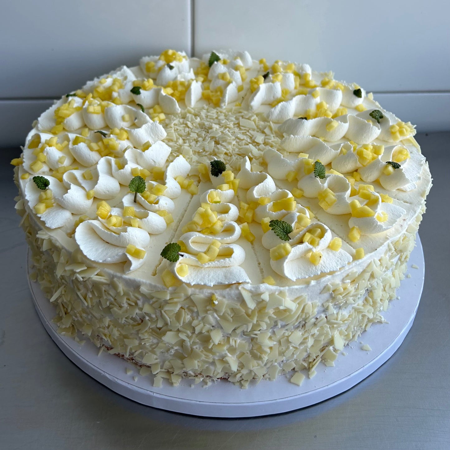 Klassische Sahnetorte verschiedene Geschmäcker