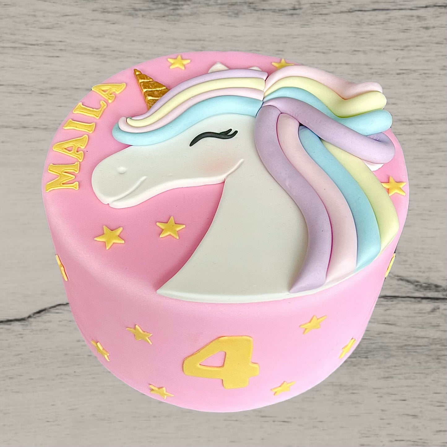 Einhorntorte extra hoch